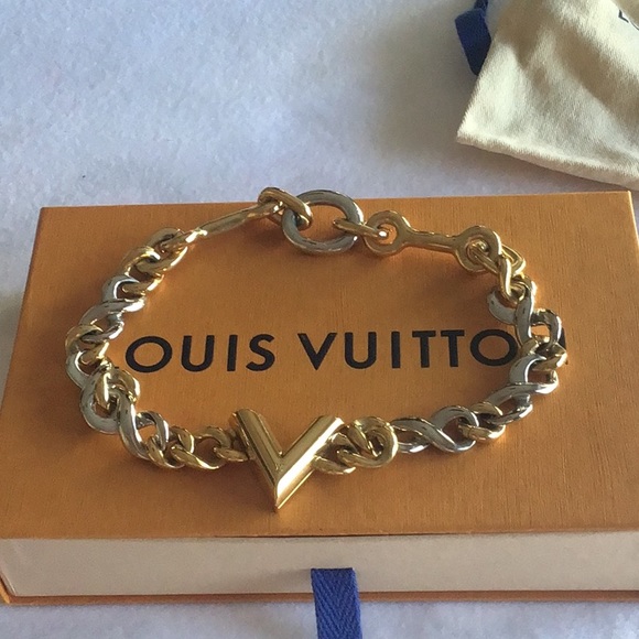 Authentic retired Louis Vuitton necklace - Picture 3 of 8